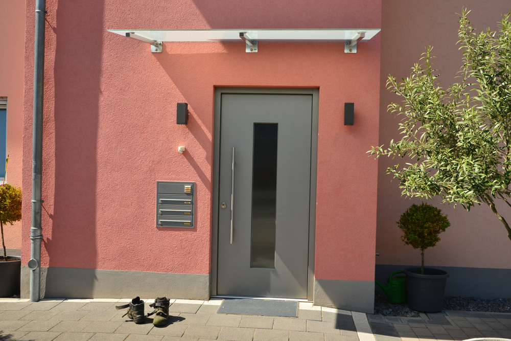 porte d'entrée en acier