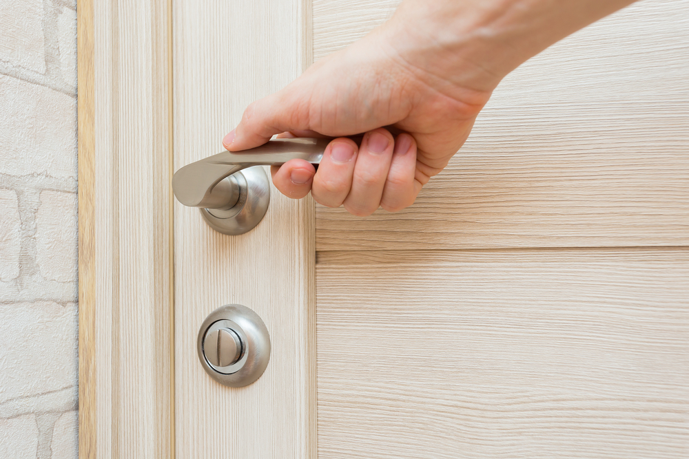 poignée porte métal